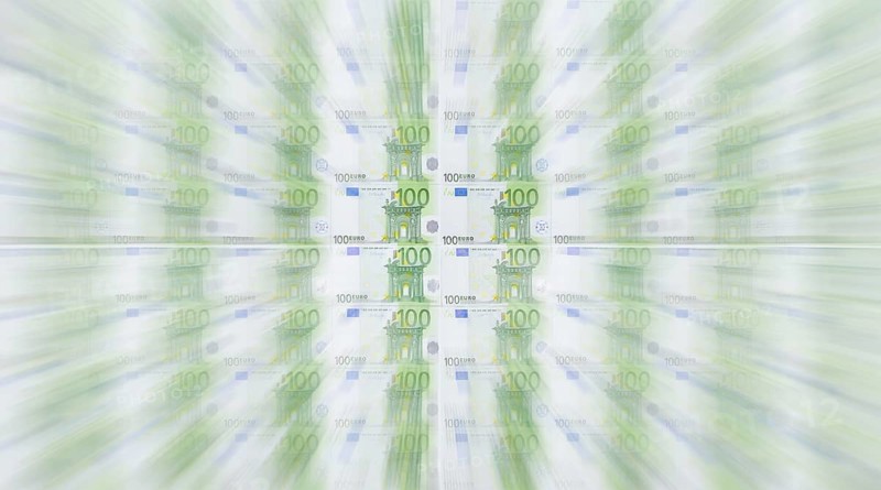 100 euro banknotes, 100 Euro, zoom effect