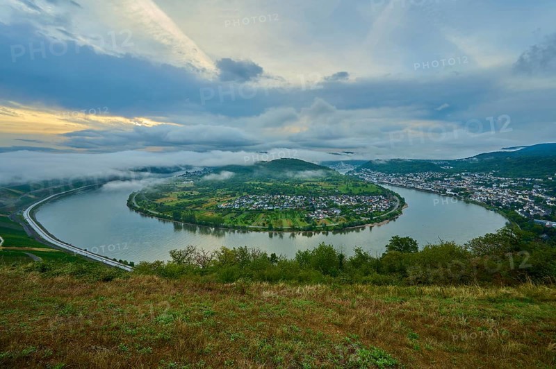 Panoramic view over river and valley, amidst hills in twilight and clouds, summer, Rhine bend Boppard, Gedeonseck, Boppard, Rhine, Rhine-Hunsrück district, Rhineland-Palatinate, Germany
