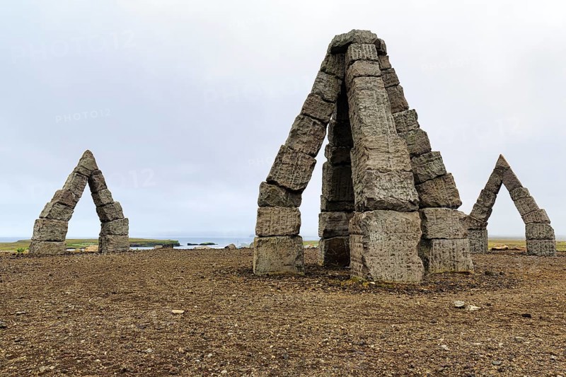 Gravel path to the Arctic Henge, large stone gates, basalt, landmark, in barren landscape, Heimskautsgerði, Heimskautsgerdi, artist Erlingur Thorodsen, Raufarhöfn, Melrakkasletta, North-East Iceland, Iceland