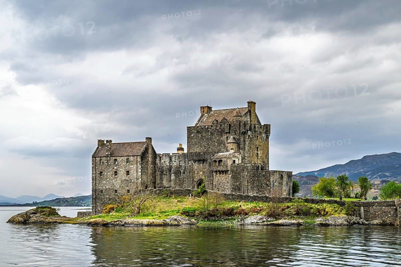 Eilean Donan Castle, Loch Duich, Isle of Skye, Highlands, Scotland, UK