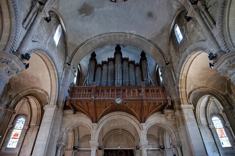 Interior view, main organ, Église Saint-Pierre et Saint-Paul church, Épernay, Champagne, Marne, France