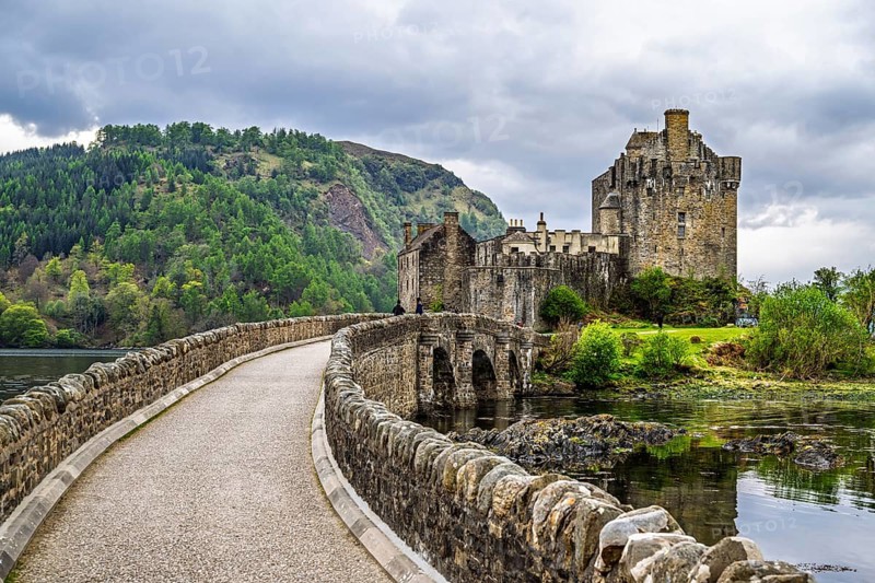 Eilean Donan Castle, Loch Duich, Isle of Skye, Highlands, Scotland, UK