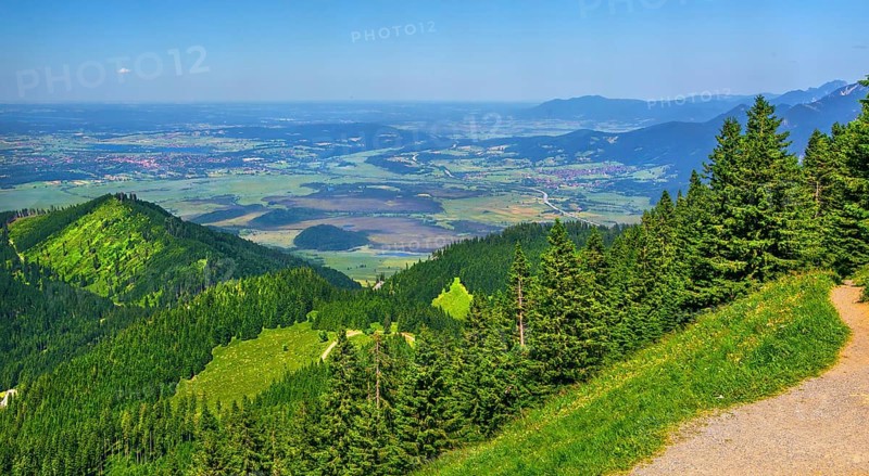 View from the Laber into the Loisach valley with Murnauer moss, Murnau and Ohlstadt, Oberammergau, Ammertal, Ammergebirge, Upper Bavaria, Bavaria, Germany