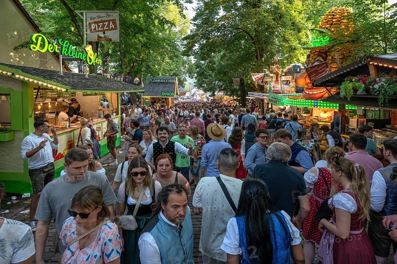 Erlanger Bergkirchweih, traditional twelve-day folk festival, Erlangen, Middle Franconia, Bavaria, Germany
