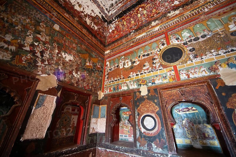 Wall paintings in the Garh Palace or Rajput Palace, Bundi, Rajasthan, India