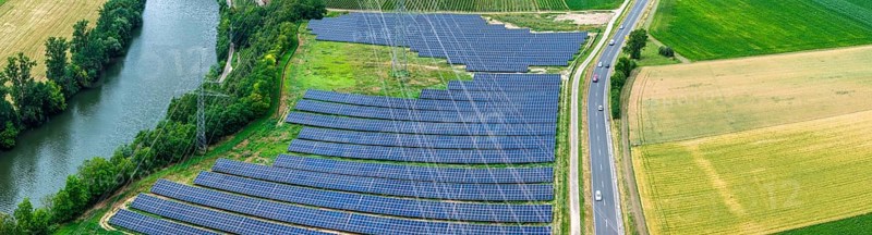 Ground-mounted photovoltaic system near Talheim in the Heilbronn district with an output of around 3.8 megawatts. The solar park is a joint project between ZEAG Energie AG Heilbronn and the municipality of Talheim, Baden-Württemberg, Germany