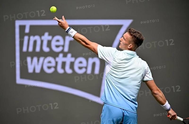 Jiri Lehecka CZE Action Serve Logo INTERWETTEN Tennis, ATP 250, BOSS Open 2025, Stuttgart, Baden-Württemberg, Germany