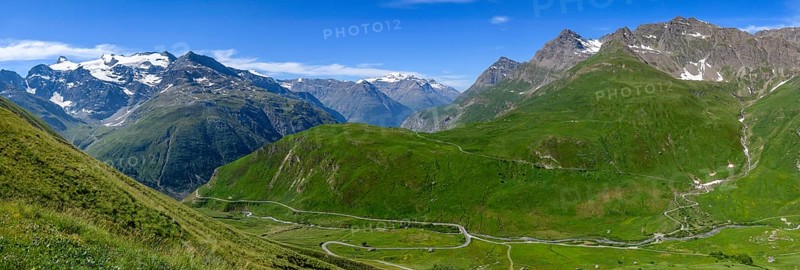 Panoramic view of ascent to descent to Col de l'Iseran Iseran pass Iseran, departmental road D902, Route des Grandes Alpes, Département Savoie, Region Auvergne-Rhône-Alpes, Graian Alps, France