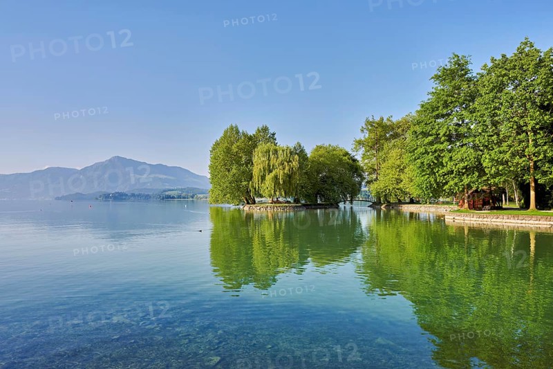 Lake Zug, behind the Rigi, Villette, Park, Cham, Canton Zug, Switzerland