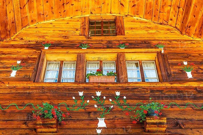 Parsonage, decorated with flowers, historic village centre, Grimentz, Val d'Anniviers, Valais Alps, Canton Valais, Switzerland