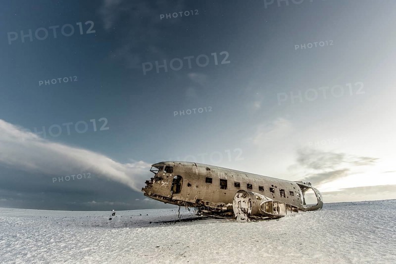 Planewreck from Sólheimasandur, in southern iceland, Winter, Sunset, Beach, Iceland* Planewreck from Sólheimasandur, in southern iceland, Sunset, Beach, Iceland