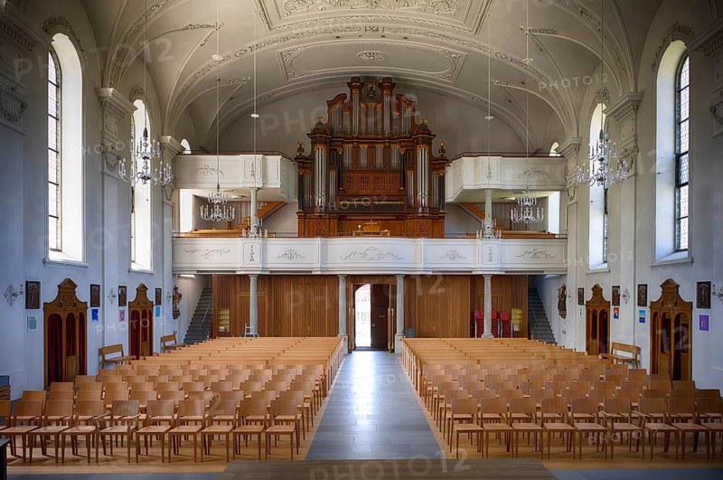 Innenaufnahme, Langhaus, Orgel der 2025 renovierten Pfarrkirche St. Stephan, Kirche St. Stefan, Sempach, Kanton Luzern, Schweiz
