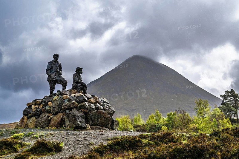 Collie and MacKenzie Statue, Sligachan Old Bridge, Isle of Skye, Scotland, UK