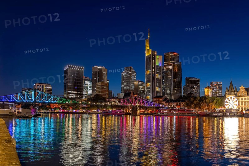 Frankfurt sets an example: The Eiserner Steg will shine in rainbow colours for Christopher Street Day (CSD) . Under the motto Never again silent - Frankfurt is loud, the Main metropolis will be celebrating this year's CSD for the first time from Thursday 17 to Sunday 20 July on the banks of the Main, Eiserner Steg, Frankfurt am Main, Hesse, Germany