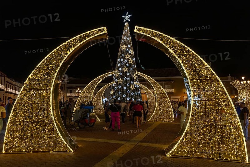 Christmas decorations, Cartagena, Colombia