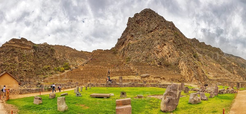 Piramide Pakaritampu, stone terraces, Ollantaytambo, Sacred Valley, Peru
