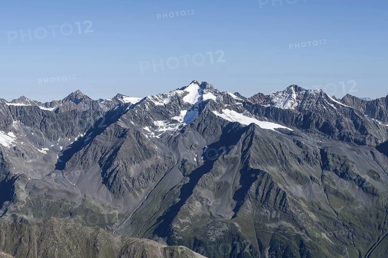 Ruderhofspitze summit, mountain panorama on the Wilder Freiger, Stubai Alps, South Tyrol, Italy