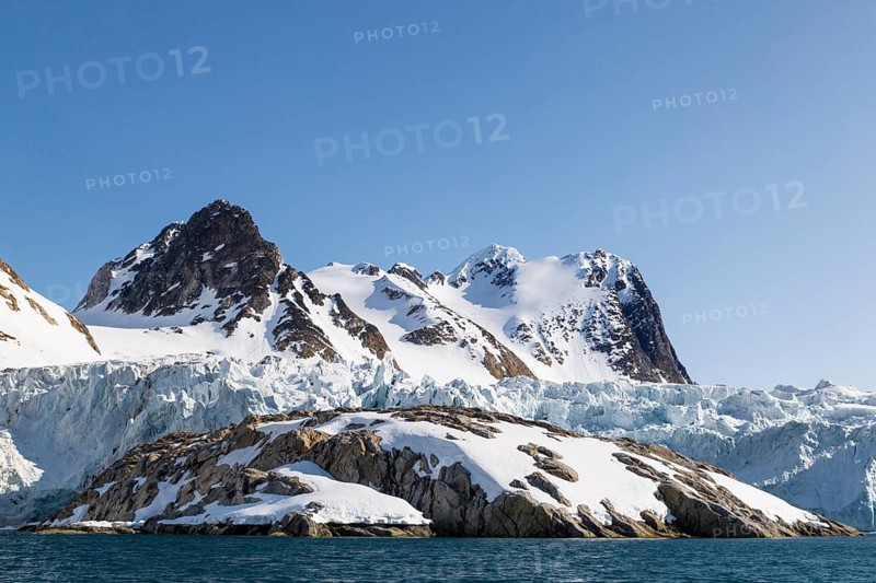 Glacier tongue, ice, edge, rock, mountain peak, sea, Fugelfjorden, Spitsbergen, Svalbard