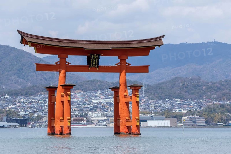 Torii in the water, sight, tourist attraction, UNESCO World Heritage Site, Itsukushima Shrine, Miyajima Island, Hatsukaichi, Hiroshima Prefecture, Japan