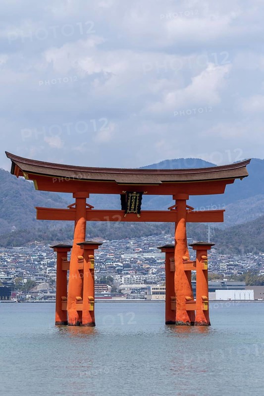 Torii in the water, sight, tourist attraction, UNESCO World Heritage Site, Itsukushima Shrine, Miyajima Island, Hatsukaichi, Hiroshima Prefecture, Japan