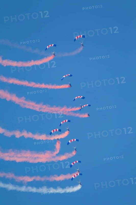 The Falcons parachute display team of the Royal air force RAF, England, United Kingdom