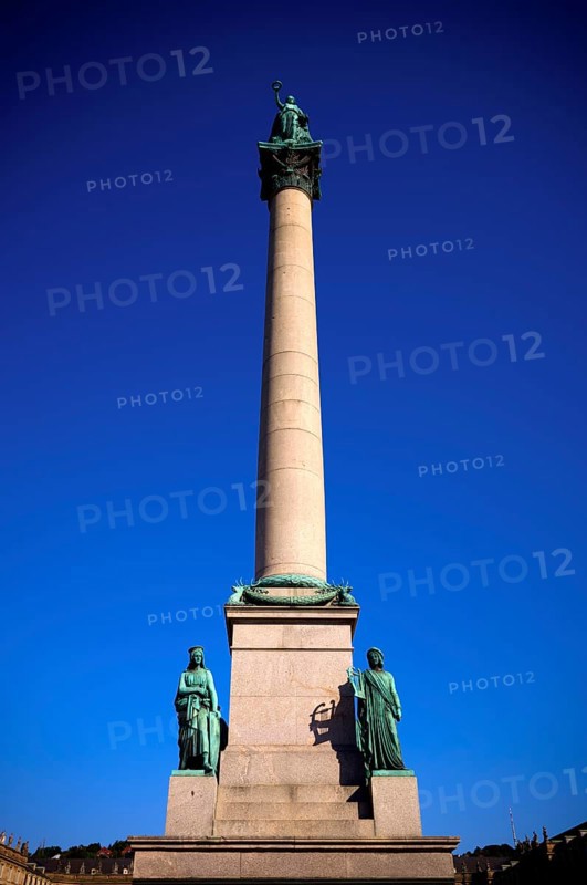 Jubilee Column Concordia, New Palace, Schlossplatz, Stuttgart, Baden-WÃ¼rttemberg, Germany