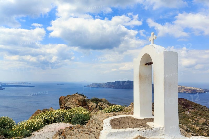 Coastline, view of the caldera, hiking trail from Fira to Oia, Thira, Santorini, Cyclades, Greece