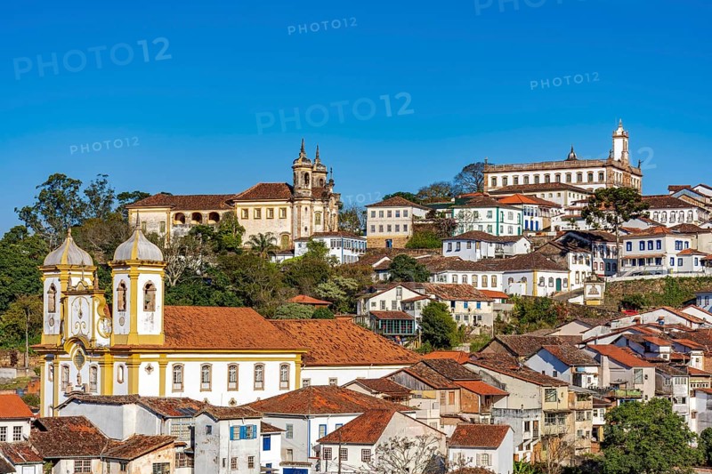 View of the historic city of Ouro Preto with a church and mansions in Baroque and Colonial styles, Ouro Preto, Minas Gerais, Brazil