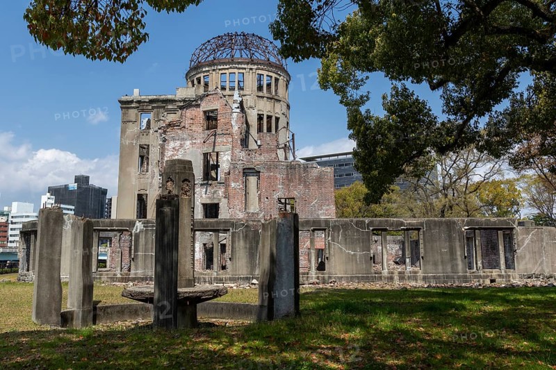 Atomic Bomb Dome, ruins of the former Chamber of Commerce and Industry building, landmark, UNESCO World Heritage Site, peace memorial and memorial to the victims of the atomic bombing of Hiroshima in the Peace Park, Naka Ward, Hiroshima, Japan