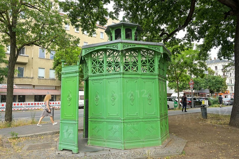 Toilet, urinal, Cafe Achteck, Karl-Marx-Straße, Neukölln, Berlin, Germany