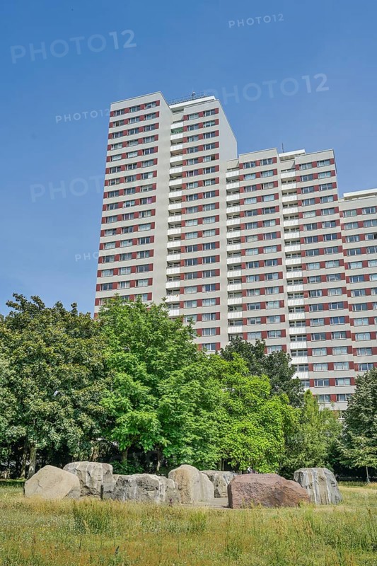 High-rise building, Plattenbau, Platz der Vereinten Nationen 1, Friedrichshain, Berlin, Germany