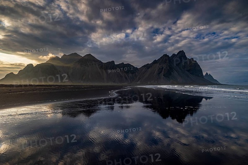 Mountains, mountain range, beach, sea, waves, surf, reflection, clouds, evening light, coast, summer, Vestrahorn, Stokksnes, Höfn, Iceland