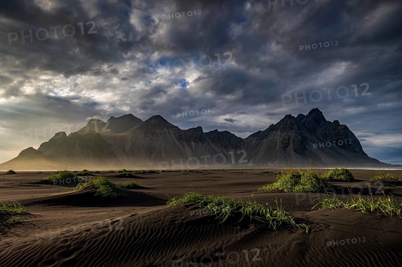 Mountains, mountain range, beach, sea, clouds, evening light, coast, summer, Vestrahorn, Stokksnes, Höfn, Iceland