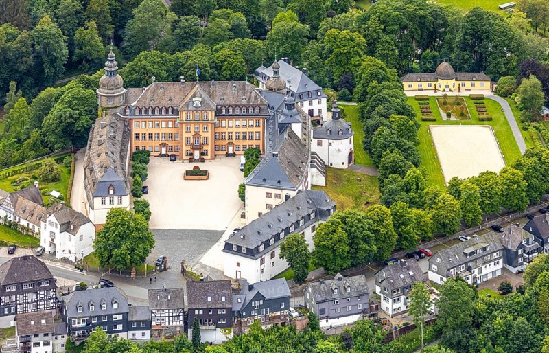 Aerial view, Berleburg Castle, residence castle of the Sayn-Wittgenstein family, orangery and cross garden, Bad Berleburg, Wittgensteiner Land, North Rhine-Westphalia, Germany, nobility, architecture, exterior shot, rows of trees, castle, monument, drone shot, elegance, Sayn-Wittgenstein family, building, history, green spaces, gardens, Kreuzgarten, culture, landscape, orangery, panorama, park, residential palace, sight, symmetry, tourism, surroundings, landmark, European, historical, royal, rural, picturesque