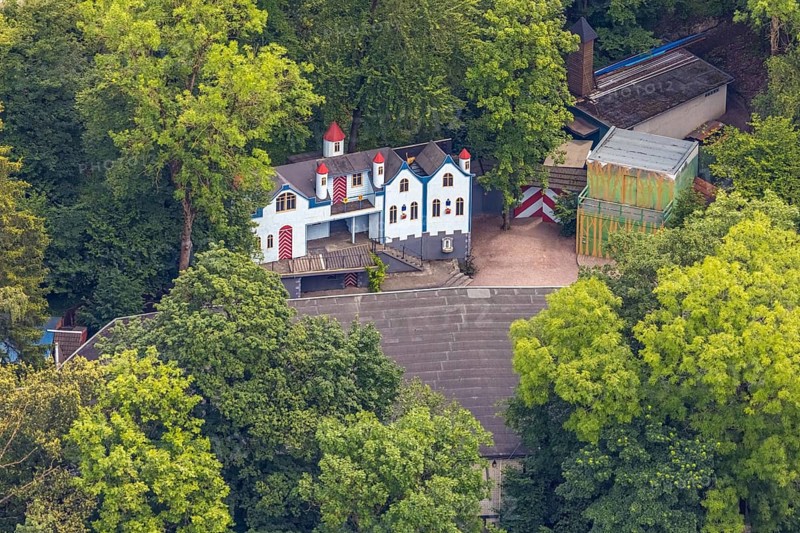 Aerial view, open-air stage covered by trees and neighbouring buildings with towers, Herdringen, Arnsberg, Sauerland, North Rhine-Westphalia, Germany, DE, Europe, aerial view, aerial photography, aerial photography, Ruhr area, overview, bird's-eye view, overview