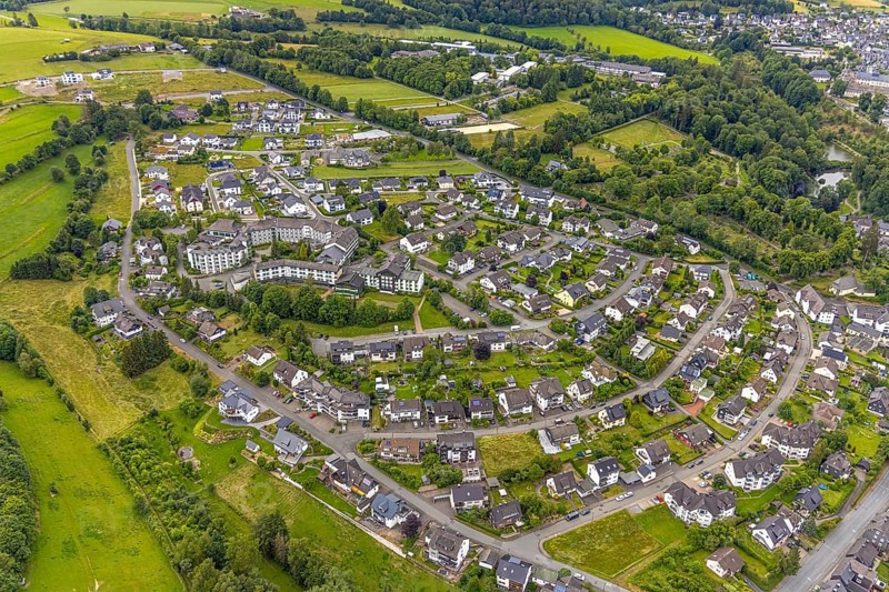 Aerial view, Haus am Sähling - Evangelisches Johanneswerk nursing home, residential area around Lerchenweg, new residential area Am Sengelsberg, behind the Rothaarklinik, Bad Berleburg, Wittgensteiner Land, North Rhine-Westphalia, Germany, everyday life, Am Sengelsberg, architecture, German, Europe, Evangelisches Johanneswerk, building, healthcare facility, green spaces, Haus am Sähling, houses, infrastructure, hospital, landscape, Lerchenweg, aerial view, new development area, nursing, nursing home, region, Rothaarklinik, settlement, town, town view, town planning, traffic, residential area, rural, above