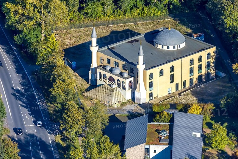 Aerial view, DITIB Bergkamen New Central Mosque, Bergkamen, Ruhr area, North Rhine-Westphalia, Germany, architecture, exterior view, roof, spring, building, community, faith, autumn, sky, culture, dome, minaret, mosque, religion, summer, city, cityscape, structure, small town, day, environment, bird's eye view, landmark, winter, clouds, Xanten, European, Islamic, religious building, urban