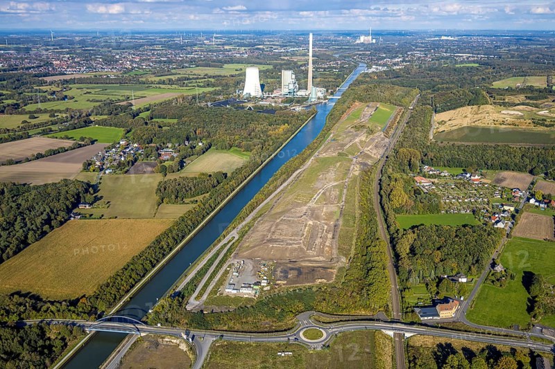 Aerial view, Bergkamen power station, Haus Aden 1 slagheap, Landwehrstraße nature reserve on the Datteln-Hamm Canal, distant view and blue sky with clouds, Weddinghofen, Bergkamen, Ruhr area, North Rhine-Westphalia, Germany, architecture, Datteln-Hamm Canal, energy, conservation, distant view, building, geography, green space, industry, infrastructure, canal, power station, landscape, landscape photography, Landwehrstraße, nature, nature reserve, panorama, summer, structure, daylight, technology, environment, clouds, cloud formation, blue sky, above, regional