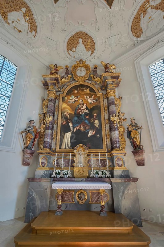 Main altar with image of the Virgin Mary in the Roman Catholic parish church of the Assumption of the Virgin Mary in Gebrazhofen, district of the large district town of Leutkirch im Allgäu, district of Ravensburg, Baden-Württemberg, Germany