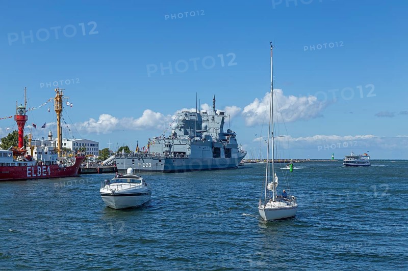 Frigate North Rhine-Westphalia, Boats, Hanse-Sail, Unterwarnow, Warnemünde, Rostock, Mecklenburg-Vorpommern, Germany