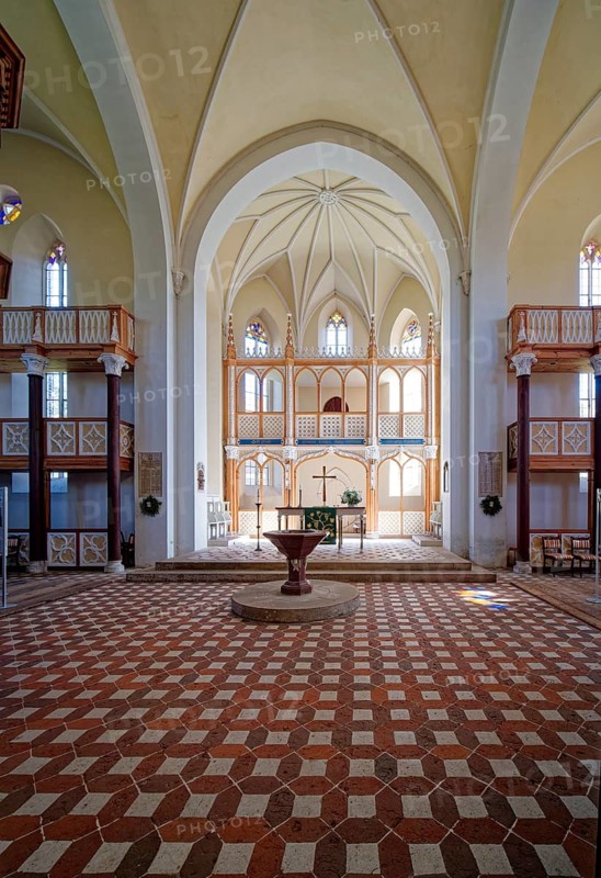 Protestant Wörlitz St Peter's Church in neo-Gothic style, interior view, Wörlitz Park, Wörlitz Gardens, Garden Kingdom of Dessau-Wörlitz, UNESCO World Heritage Site, Wörlitz, Dessau-Roßlau, Saxony-Anhalt, Germany