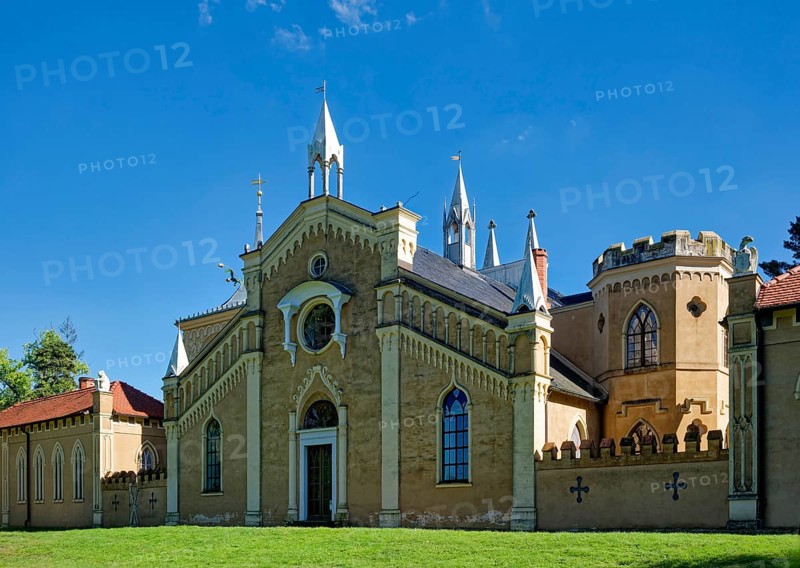 Gothic House, Wörlitz Park, Wörlitz Gardens, Garden Kingdom of Dessau-Wörlitz, UNESCO World Heritage Site, Wörlitz, Dessau-Roßlau, Saxony-Anhalt, Germany