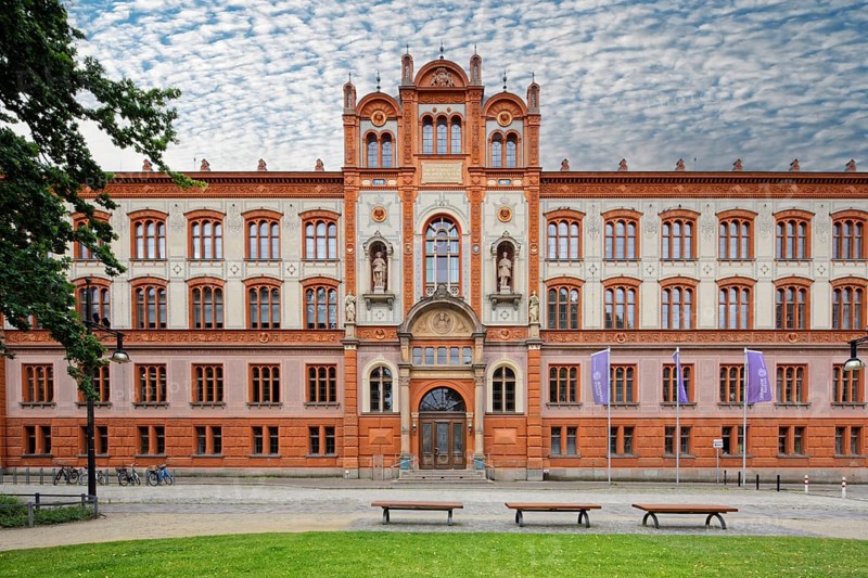 University main building, Mecklenburg Neo-Renaissance, built between 1867 and 1870, University Square, harbour city, Hanseatic city, university city, Rostock, Mecklenburg-Western Pomerania, Germany