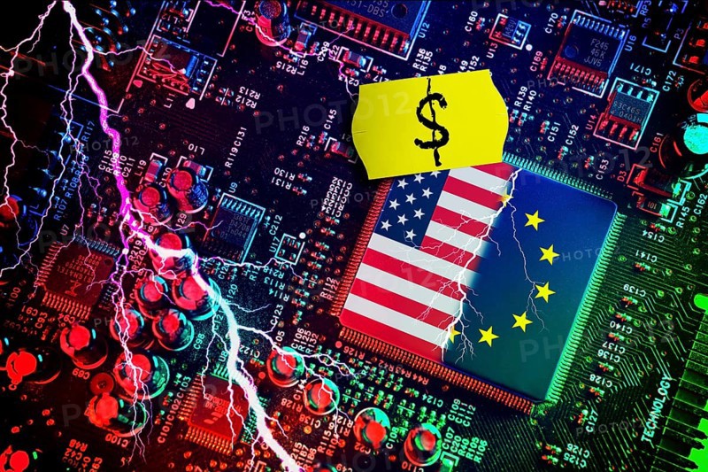 Computer chip with US and EU flags with price label and dollar sign, symbolic photo Dispute over European digital laws and taxes for US digital companies, photomontage