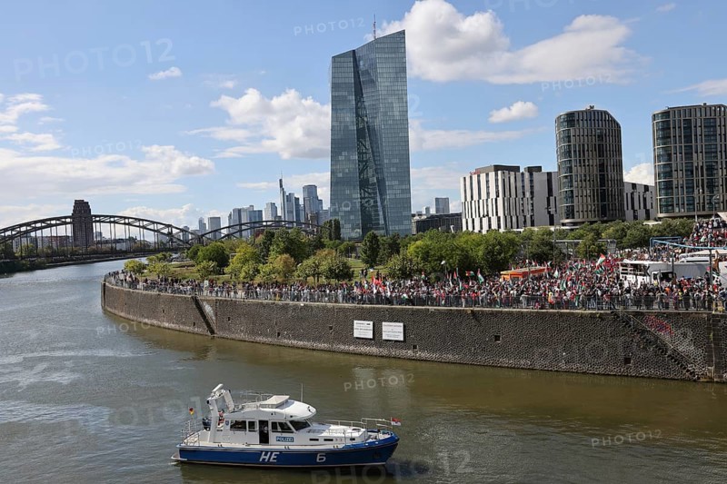 Several thousand people take part in a pro-Palestine demonstration under the slogan United 4 Gaza in Frankfurt am Main on 30 August 2025 in the Hafenpark, near the European Central Bank (ECB) . The rally is accompanied by a massive police presence. On 7 October 2023, the terrorist militia Hamas killed more than 1, 100 people in an attack on Israel. Since Israel's subsequent intervention in the Gaza Strip, there have been repeated pro-Palestinian demonstrations throughout Germany