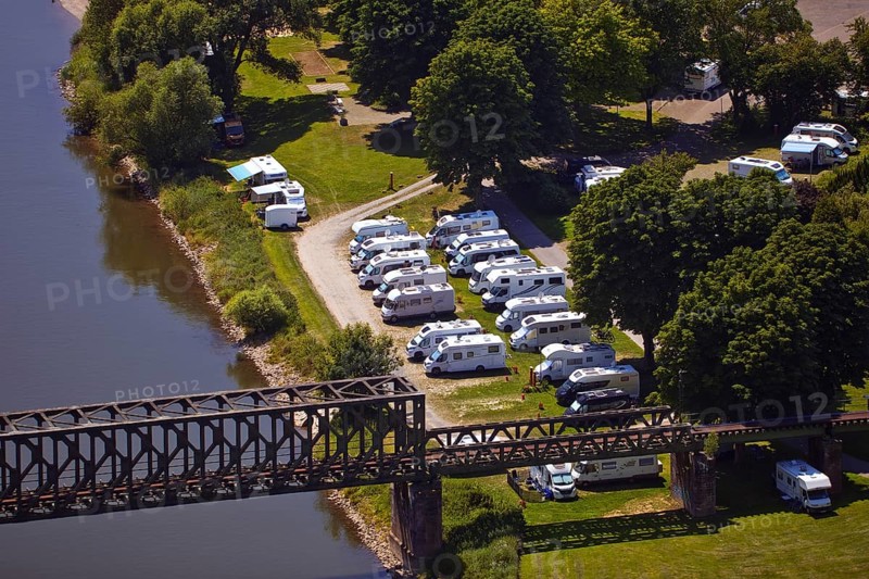 Elevated view from Eckberg to a motorhome parking area on the River Weser, Bodenwerder, Münchhausenstadt, Lower Saxony, Germany