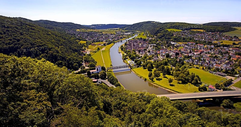 Elevated view of the river Weser and the town of Bodenwerder, birthplace of Münchhausen, Weserbergland, Lower Saxony, Germany