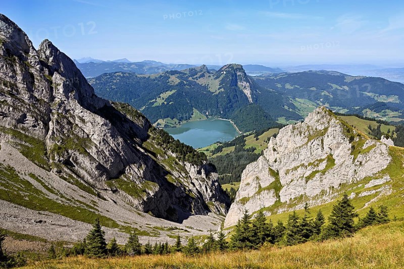 View from Bockmattli to the Wägitalersee, behind the small and large Aubrig, Innerthal, Canton, Schwyz, Switzerland