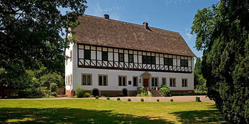 Münchhausen Castle, a former manor house, today town hall, birthplace of Münchhausen, Bodenwerder, Weserbergland, Lower Saxony, Germany