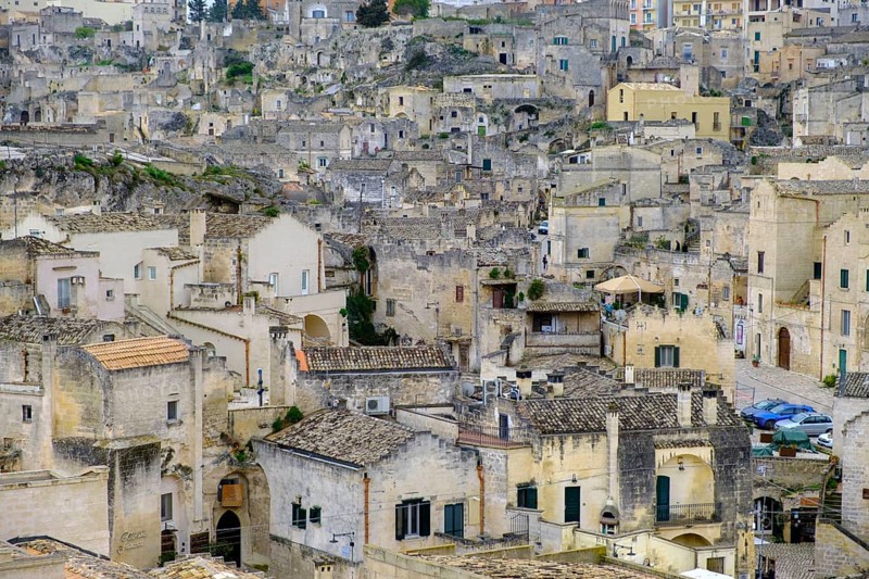 Cave settlement, cave dwellings, houses, Sassi, Matera, Unesco World Heritage Site, Basilicata, Italy